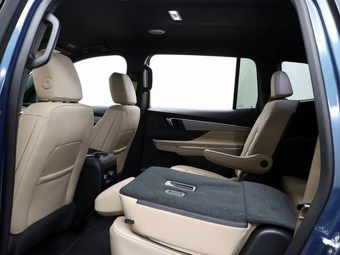 New 2026 Buick Enclave Preferred w/ Power Package image 13