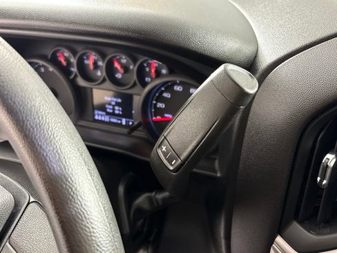 Used 2026 Chevrolet Silverado 1500 Custom AWD/4WD image 37