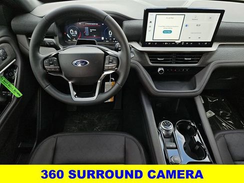 New 2026 Ford Explorer Platinum image 4