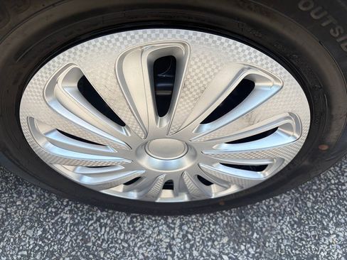 Used 2011 Toyota Corolla FWD image 7