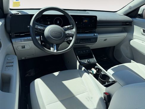 Certified 2024 Hyundai Kona SEL FWD image 15