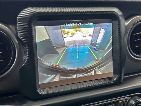 Used 2023 Jeep Wrangler Unlimited w/ Cold Weather Group AWD/4WD image 19