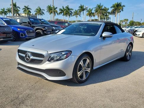 Used 2020 Mercedes-Benz E 450 4MATIC Cabriolet image 3