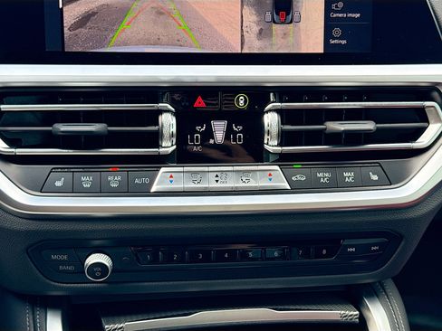 Used 2023 BMW M440i Convertible w/ Premium Package RWD image 33