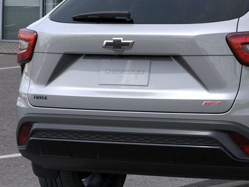 New 2026 Chevrolet Trax RS w/ Driver Confidence Package image 14