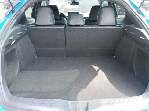 Used 2019 Toyota C-HR XLE FWD image 27