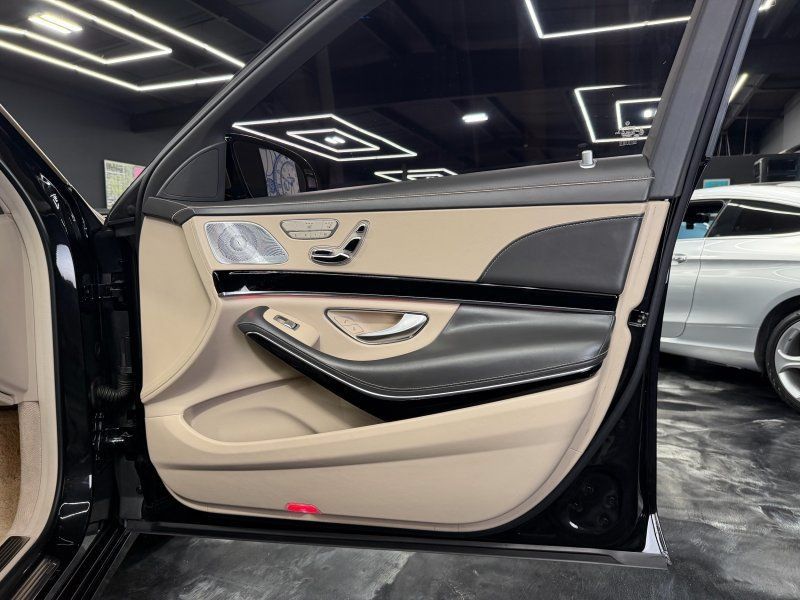Used 2019 Mercedes-Benz Maybach S 560 4MATIC image 30