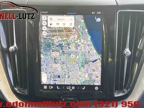 Used 2022 Volvo XC60 B6 Inscription w/ Advanced Package AWD/4WD image 24
