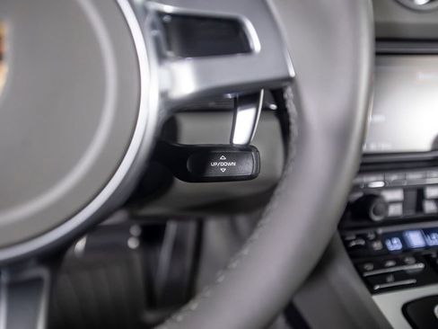 Used 2015 Porsche Cayman image 36