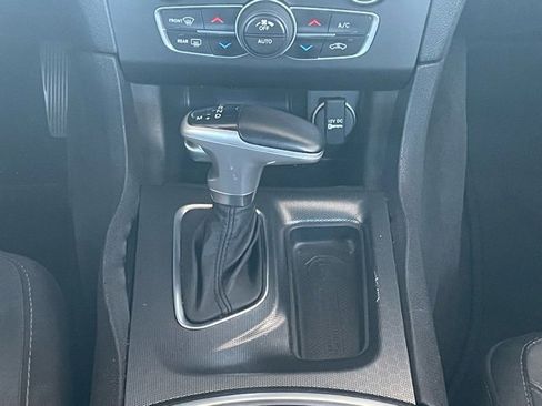 Used 2015 Dodge Charger R/T w/ Plus Group image 17