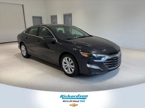 Used 2023 Chevrolet Malibu LT FWD image 1