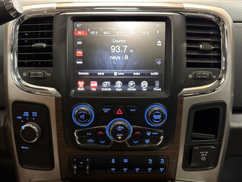 Used 2017 RAM 2500 Laramie w/ Sport Appearance Group AWD/4WD image 15