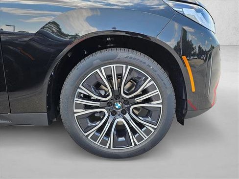 Certified 2026 BMW X3 xDrive30 w/ Premium Package AWD/4WD image 4