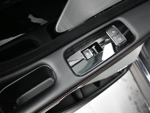 Used 2021 Lincoln Aviator Reserve w/ Equipment Group 202A AWD/4WD image 10