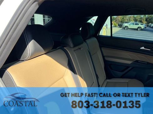 Used 2021 Volkswagen Atlas Cross Sport SE image 26