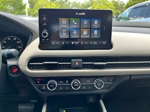Used 2024 Honda HR-V EX-L image 9