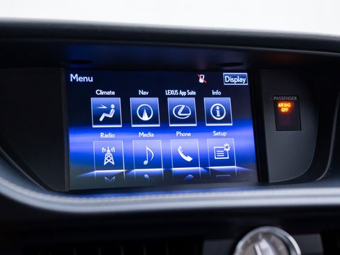 Used 2015 Lexus ES 300h image 21