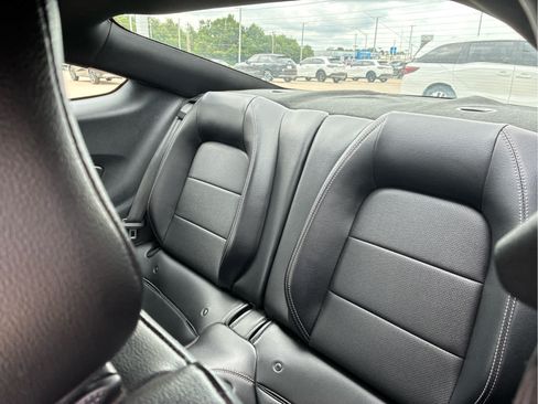 Used 2022 Ford Mustang Premium RWD image 21