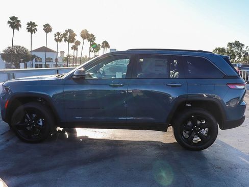 New 2026 Jeep Grand Cherokee Limited AWD/4WD image 14