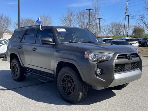 Used 2023 Toyota 4Runner TRD Off-Road image 7