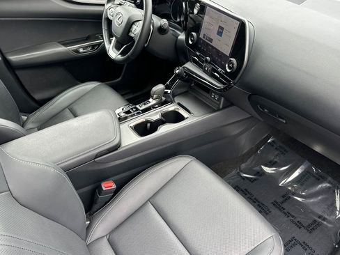 Used 2023 Lexus NX 350h AWD w/ Towing Package (2000 Lbs) image 18