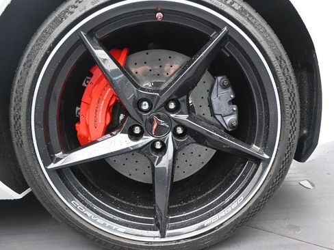 Used 2025 Chevrolet Corvette E-Ray AWD/4WD image 10
