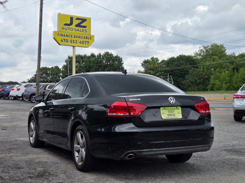 Used 2012 Volkswagen Passat 2.5 SE FWD image 4