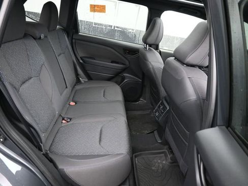 Used 2025 Subaru Forester Premium image 7