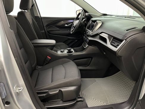 Certified 2022 GMC Terrain SLE w/ Driver Convenience Package image 36