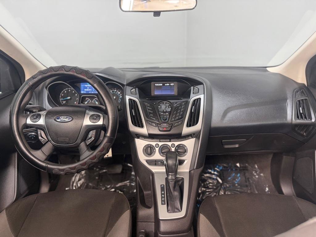 Used 2012 Ford Focus SE FWD image 11