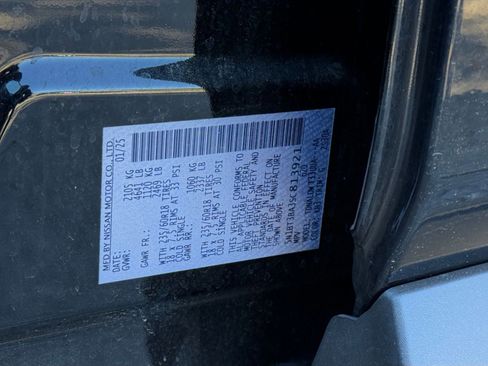 Used 2025 Nissan Rogue SV image 23