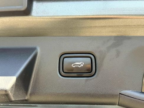 Certified 2023 Hyundai Tucson SEL AWD/4WD image 8