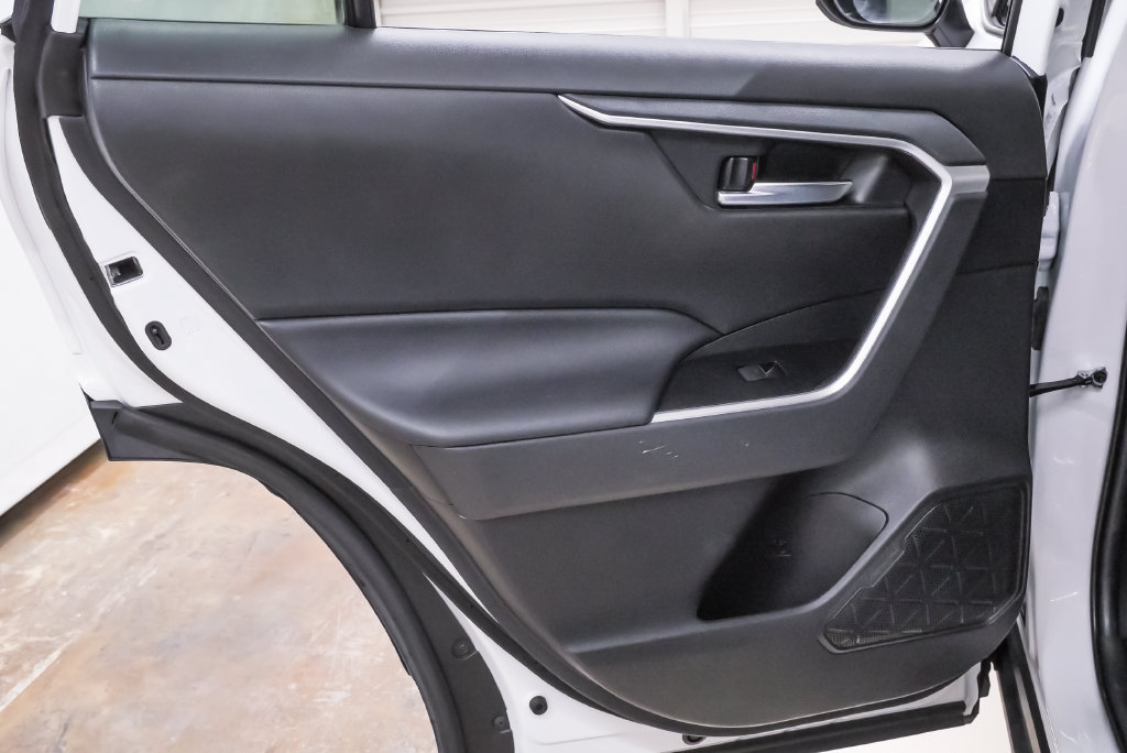 Used 2024 Toyota RAV4 XLE w/ Convenience Package FWD image 27