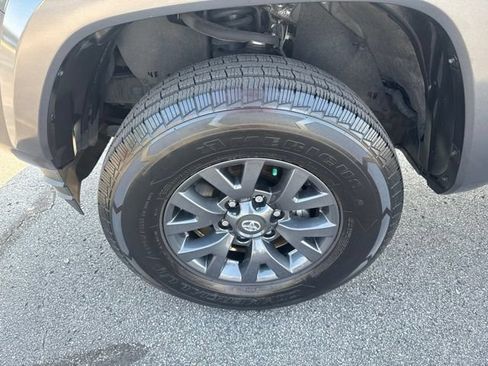 Used 2023 Toyota Tacoma SR5 RWD image 12