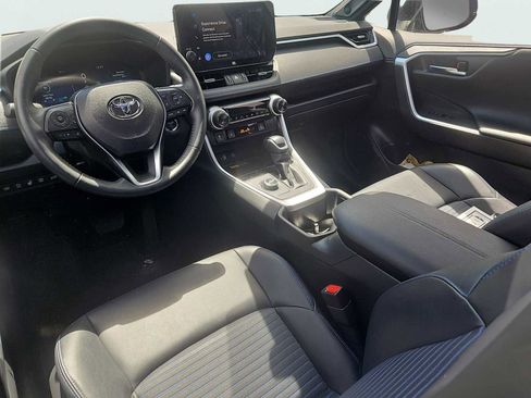 Used 2023 Toyota RAV4 XSE AWD/4WD image 10