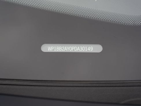 Certified 2023 Porsche Cayenne S AWD/4WD image 31