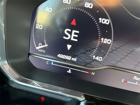 Used 2024 GMC Sierra 1500 SLT image 44