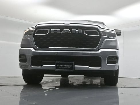 Used 2025 RAM 1500 Big Horn RWD image 43