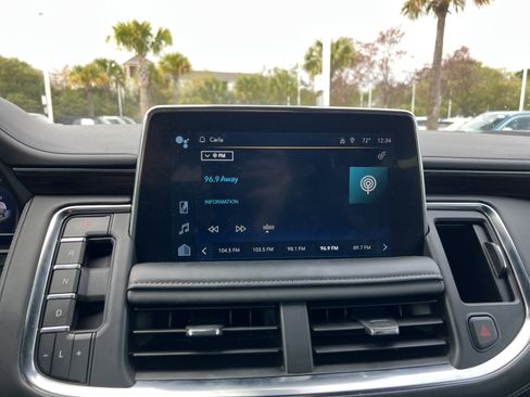 Used 2023 Chevrolet Tahoe LT w/ Luxury Package image 23