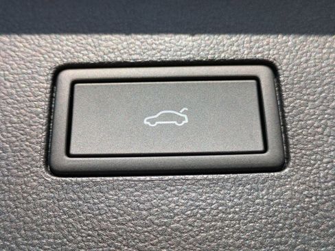 New 2026 Volkswagen Atlas SEL AWD/4WD image 14