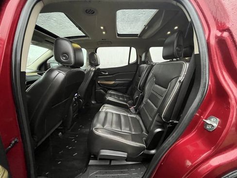 Used 2019 GMC Acadia Denali image 10