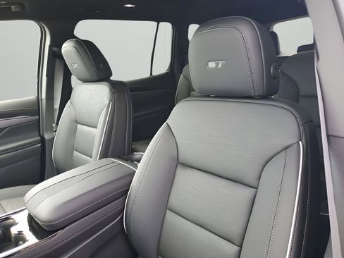 New 2026 Buick Enclave Sport Touring w/ Power Package image 31