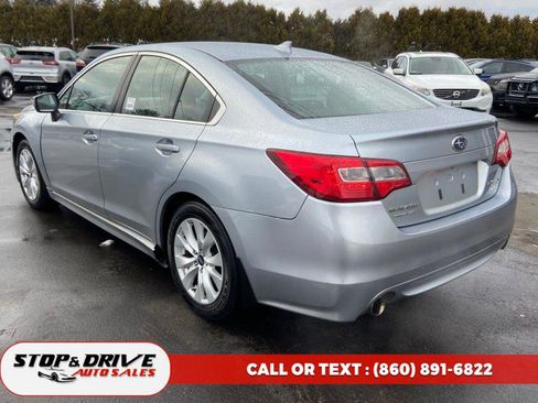 Used 2016 Subaru Legacy 2.5i Premium image 3