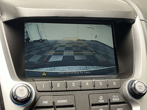 Used 2016 Chevrolet Equinox LT w/ Convenience Package FWD image 5
