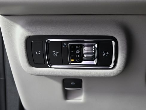 New 2026 Lincoln Nautilus Reserve AWD/4WD image 24