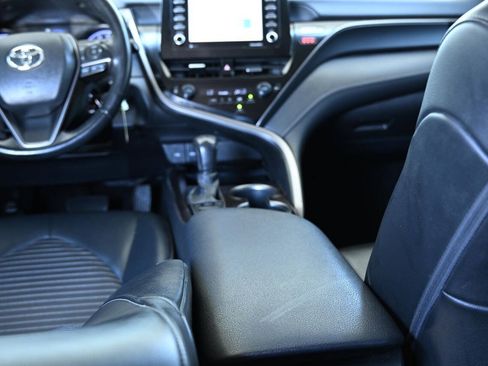 Used 2022 Toyota Camry SE w/ Carpet Mat Package (TMS) FWD image 20
