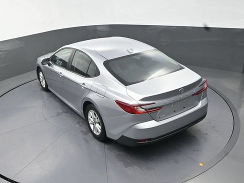 Used 2025 Toyota Camry LE FWD image 26