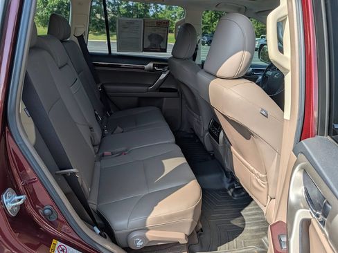 Used 2019 Lexus GX 460 Premium AWD/4WD image 14