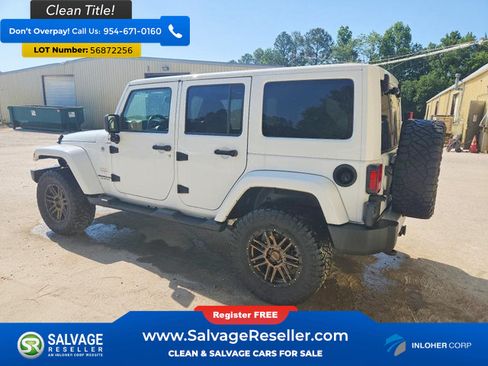 Used 2014 Jeep Wrangler Unlimited Sahara w/ Dual Top Group AWD/4WD image 3