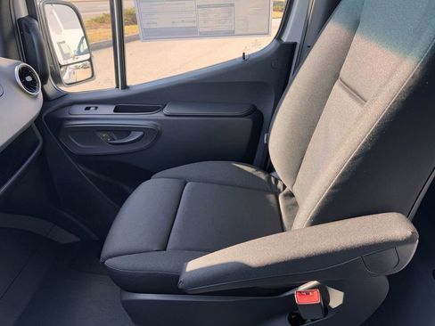 New 2025 Mercedes-Benz Sprinter 2500 image 20